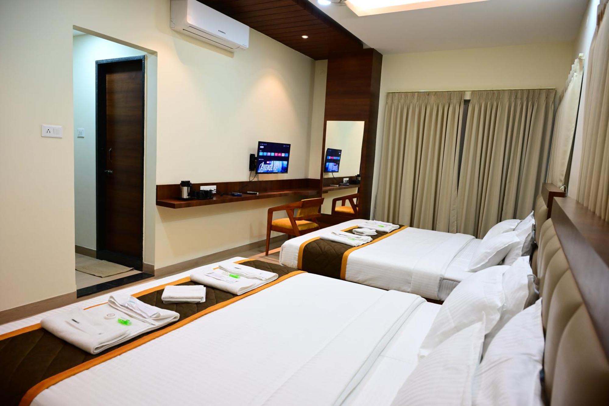 Unnati Stay Inn Vijayapura Bijāpur Exterior foto