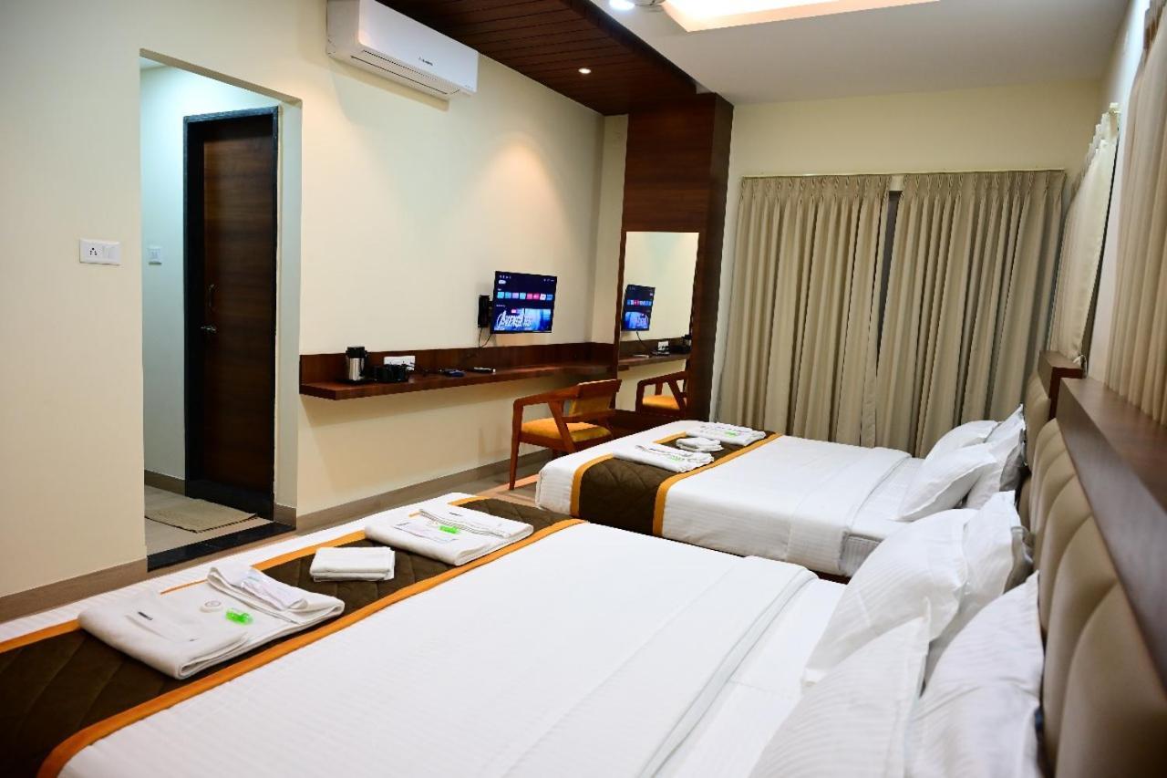 Unnati Stay Inn Vijayapura Bijāpur Exterior foto