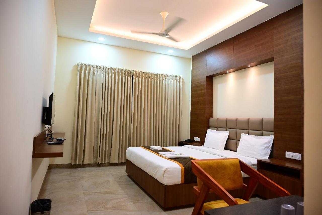 Unnati Stay Inn Vijayapura Bijāpur Exterior foto