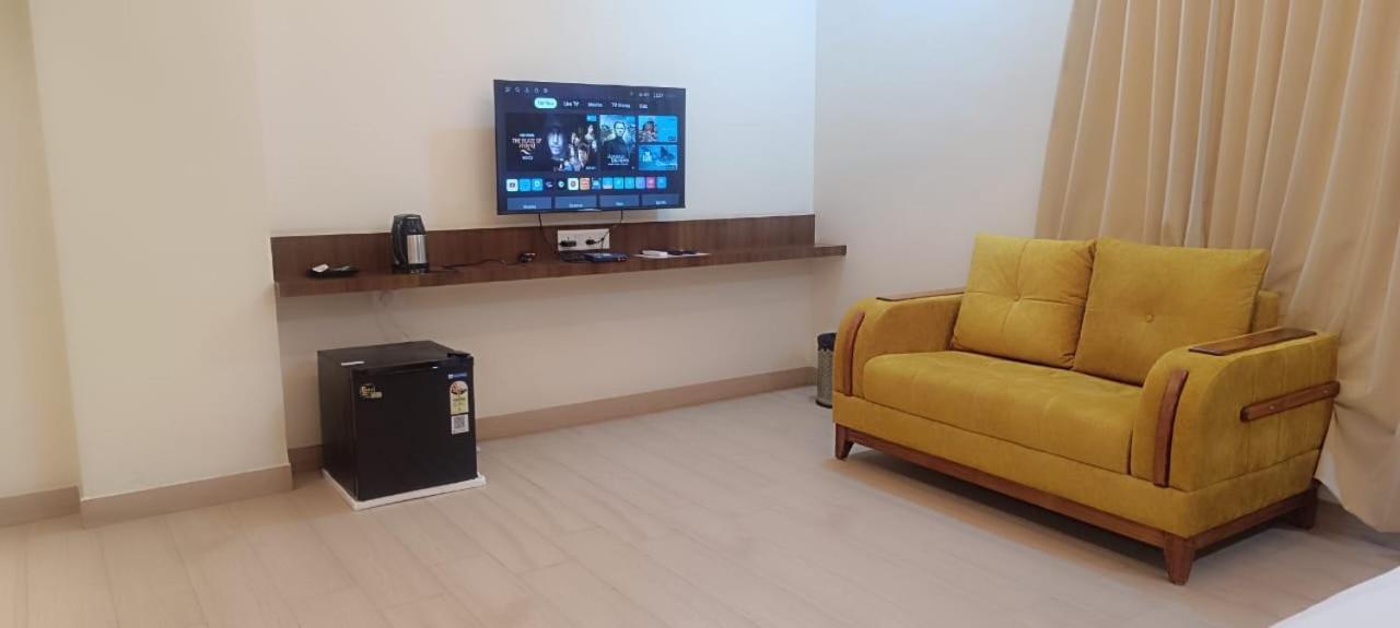 Unnati Stay Inn Vijayapura Bijāpur Exterior foto