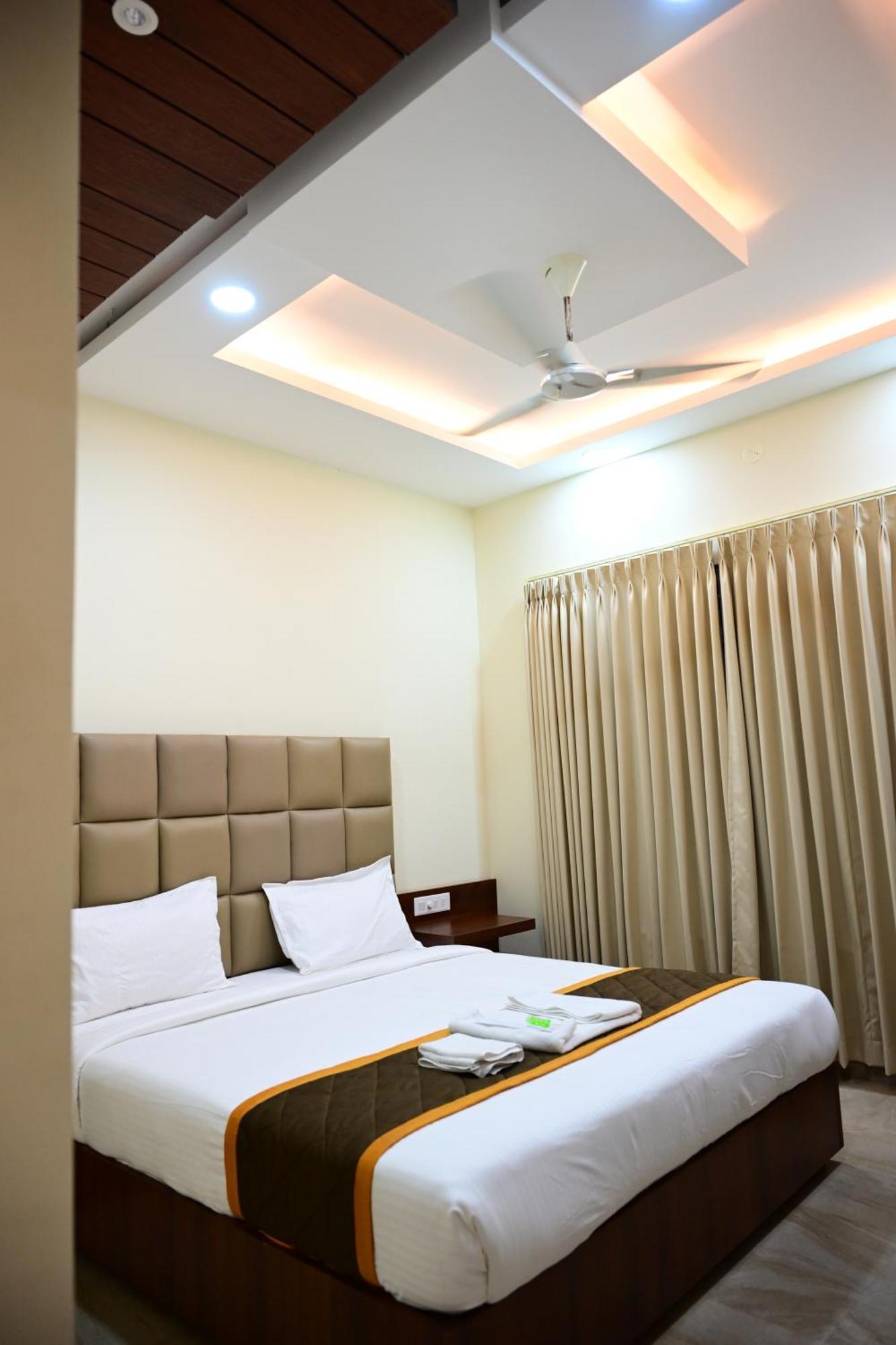 Unnati Stay Inn Vijayapura Bijāpur Exterior foto